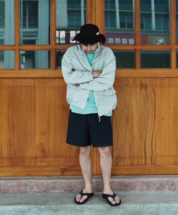 夏日亮一下